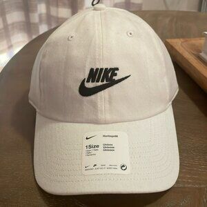Nike hat: brand new!
